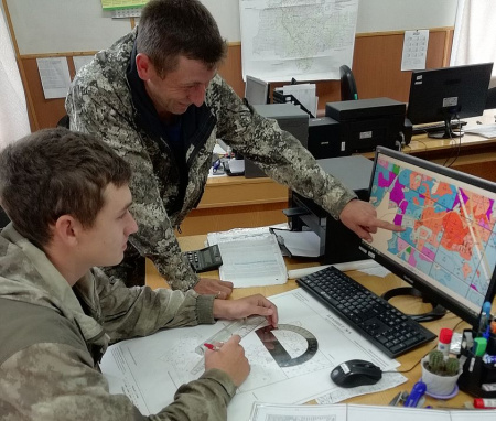Студенты техникумов проходят производственную практику в Шарьинском лесничестве Костромской области